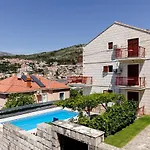 Valjalo *