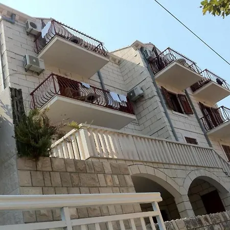Apartman Valjalo *