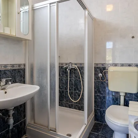 Valjalo Ντουμπρόβνικ