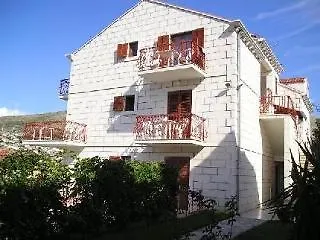 Valjalo Apartman
