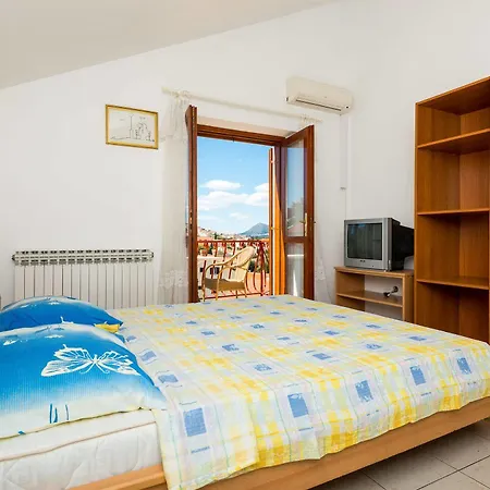 Valjalo Apartment