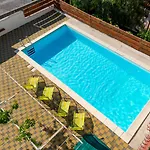 Valjalo Apartman *